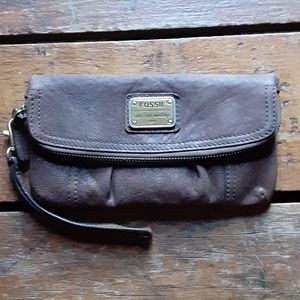 FOSSIL leather clutch